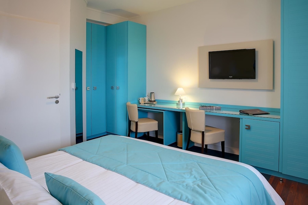 Best Western Plus Les Terrasses De Brehat 13/55