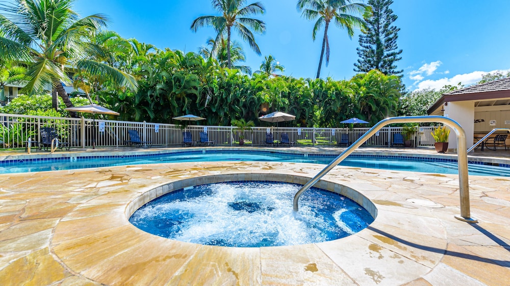 Castle Maui Banyan 55/62