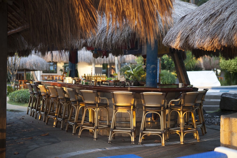 Pura Vida Beach And Dive Resort 39/61