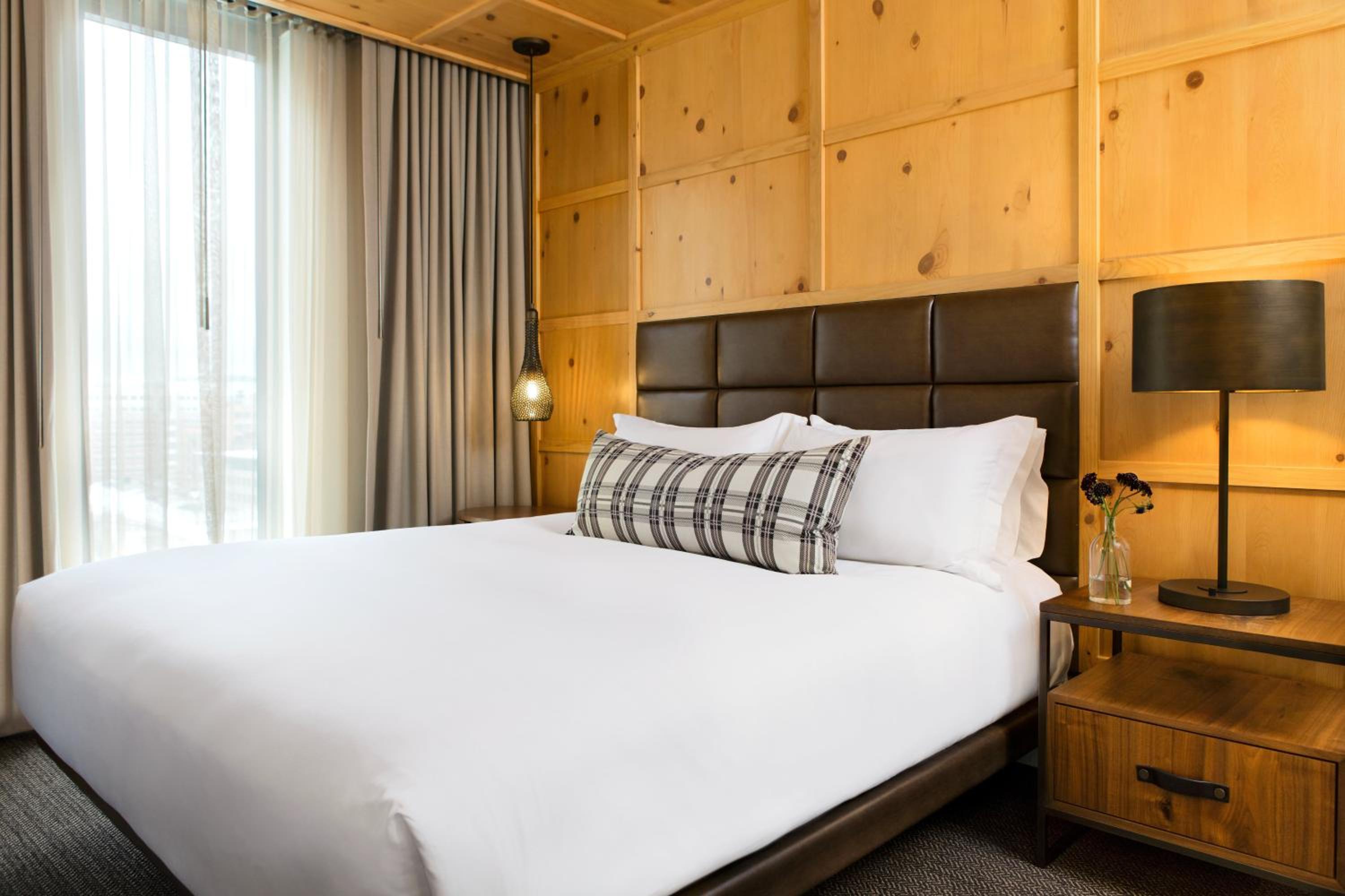 Room, King Bed, Accessible