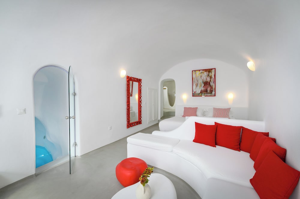 Trieris Villas And Suites 11/50