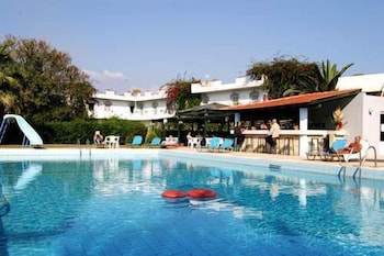 Gorgona Hotel 7/47
