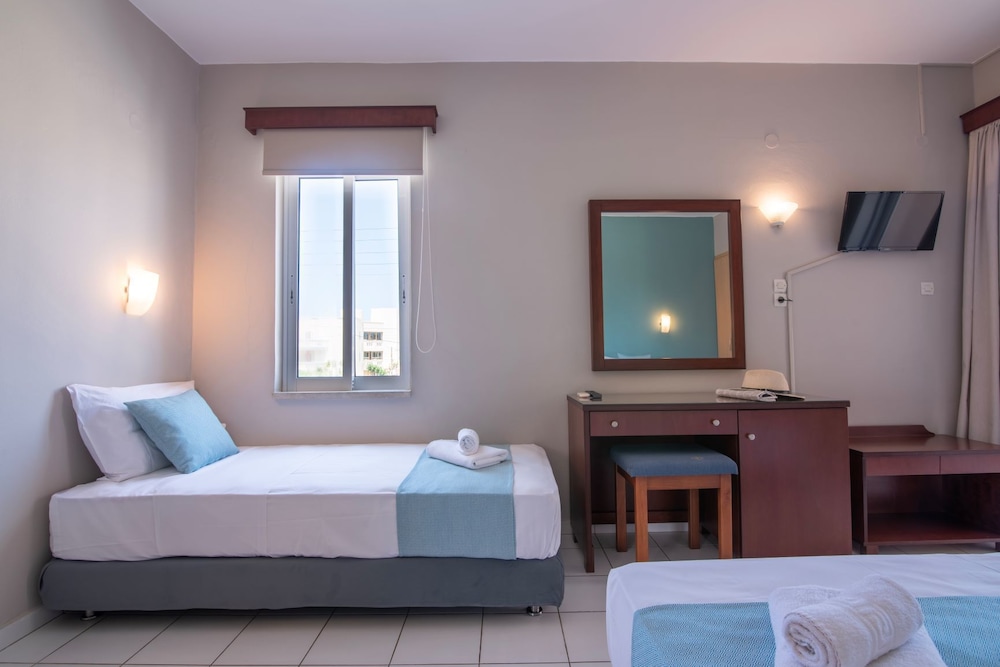 Hermes Hotel 26/55