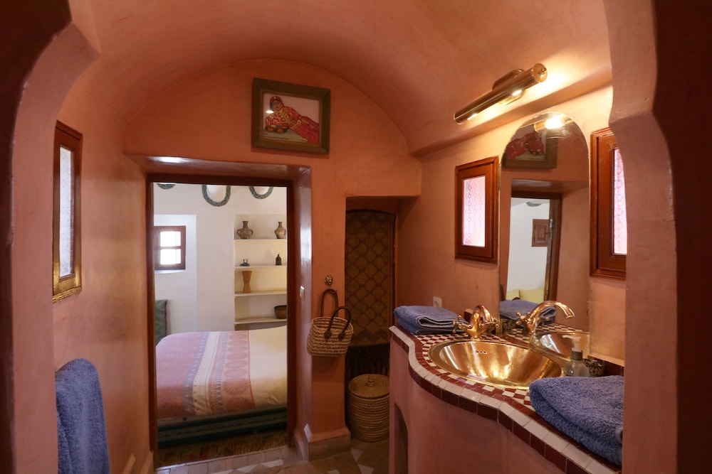 Riad El Borj 49/50