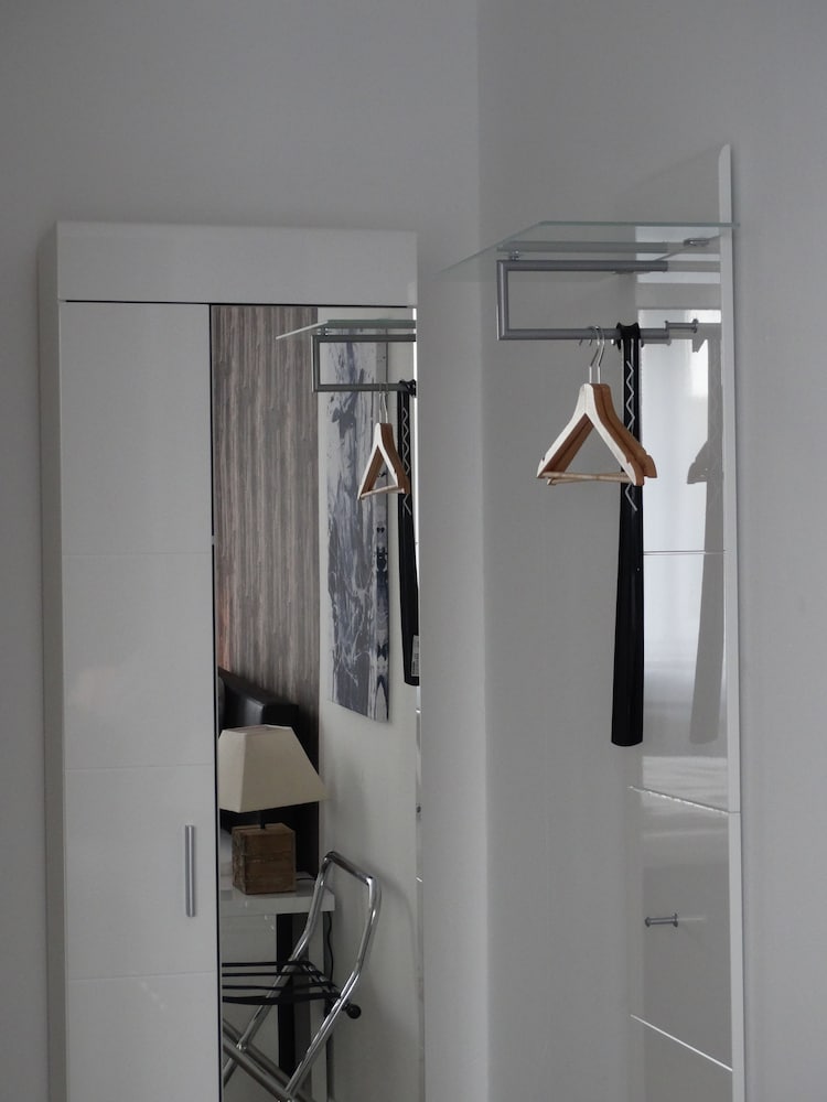 Hotel Stay 23/50