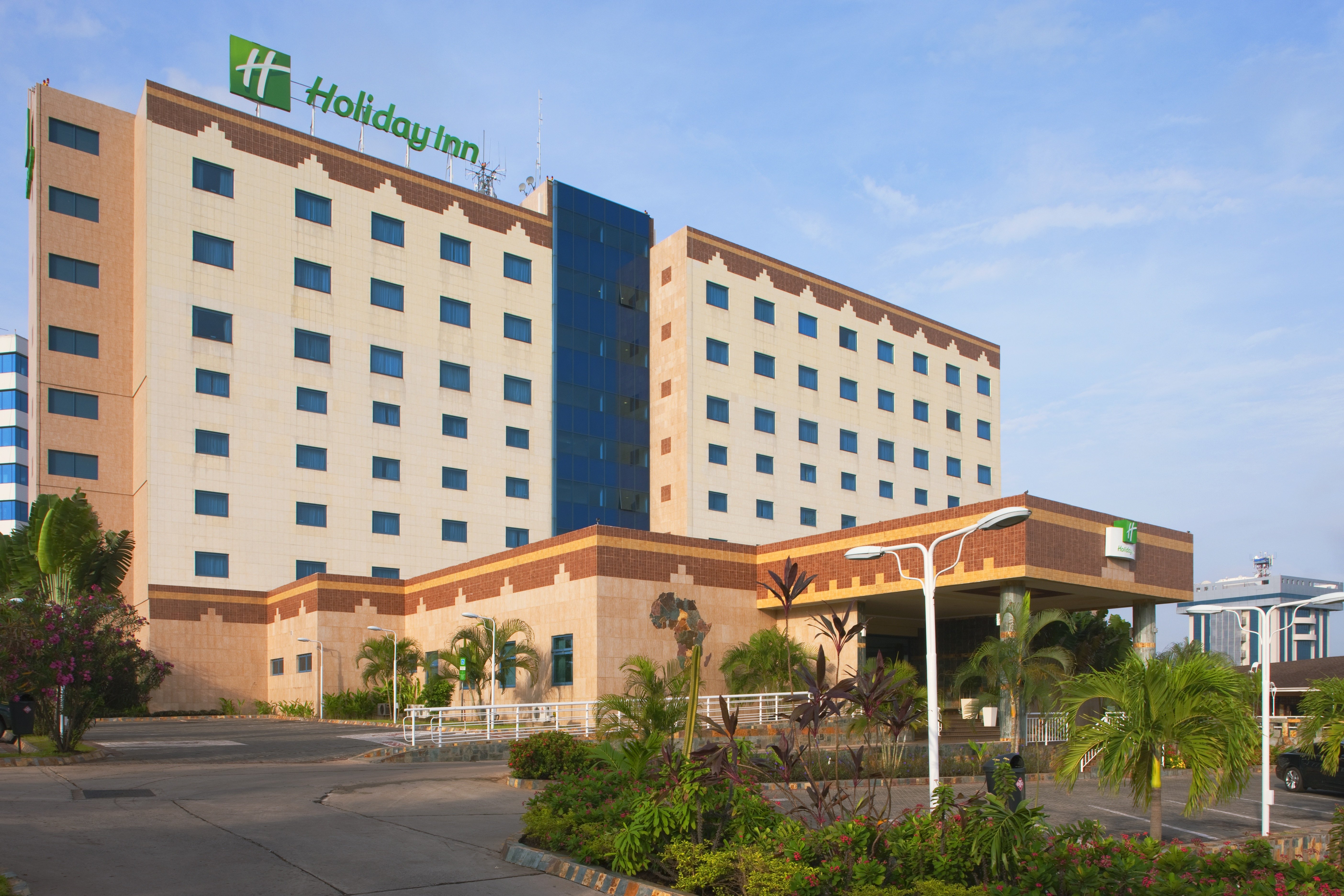 HOLIDAY INN ACCRA AIRPORT 8/60