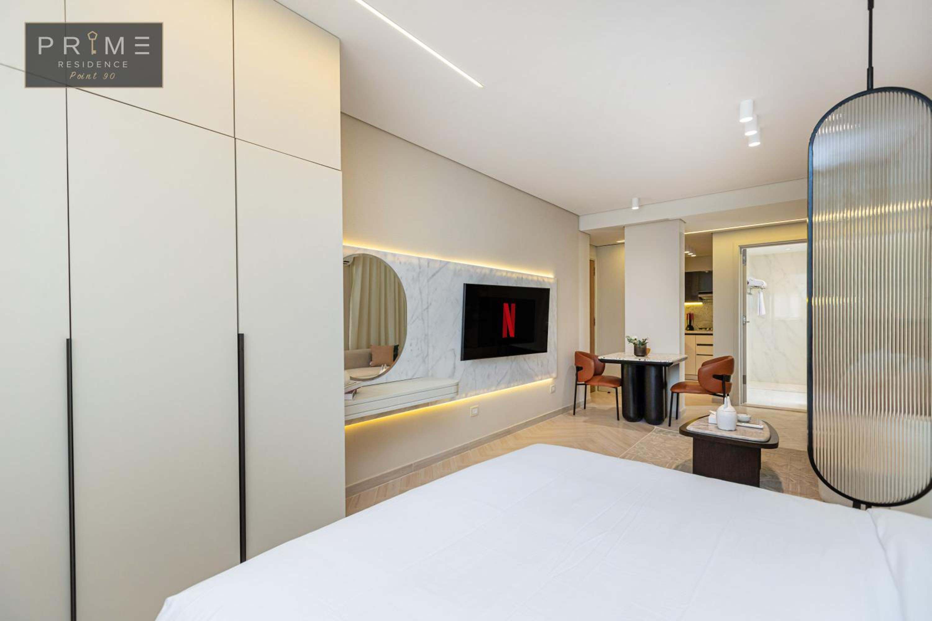 Superior, Studio, Queen Bed