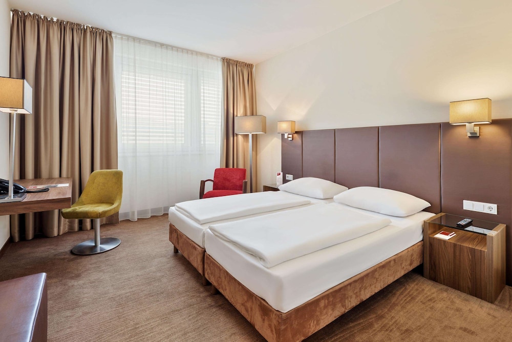 AUSTRIA TREND HOTEL DOPPIO 22/70