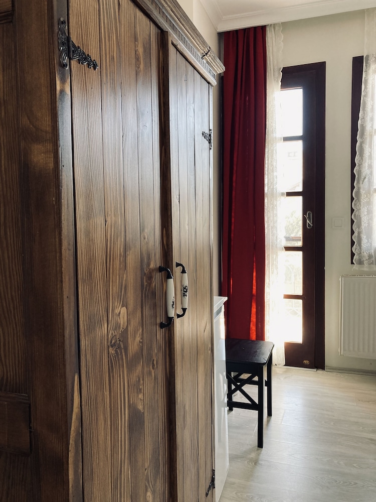 Hotel Erol 4/46