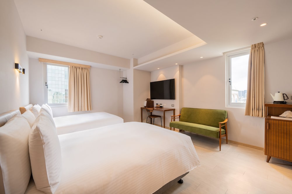 SUPERIOR, QUADRUPLE, 2 DOUBLE BEDS