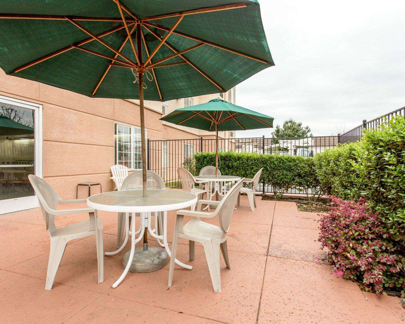 Comfort Suites Fresno River Park 37/37