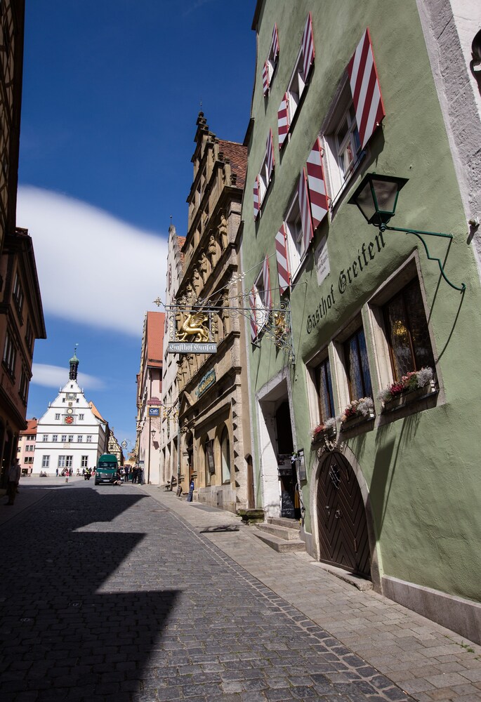 Hotel Gasthof Goldener Greifen 44/50
