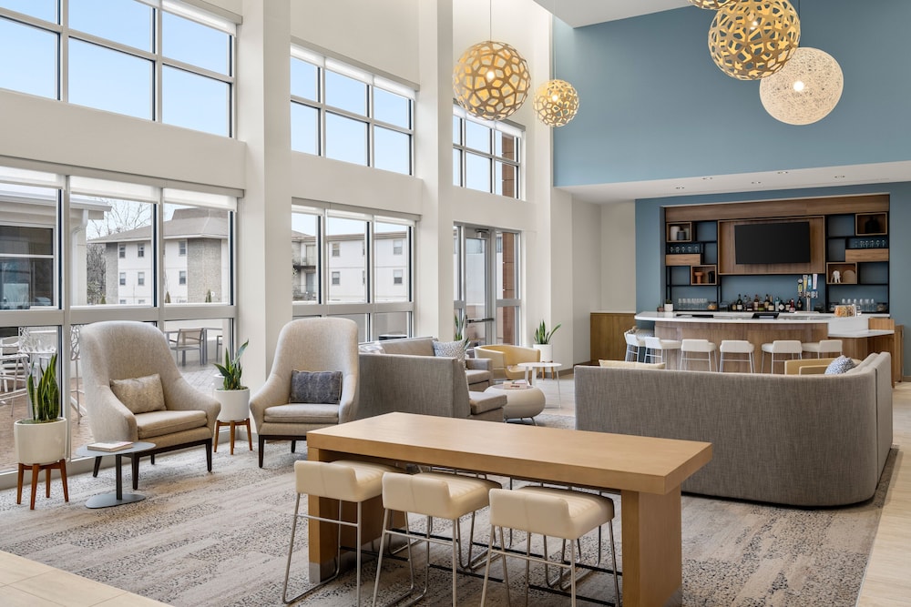 Element by Marriott Branson 34/50
