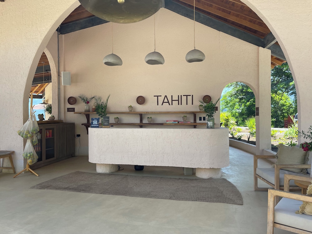 Hotel Tahiti 3/50