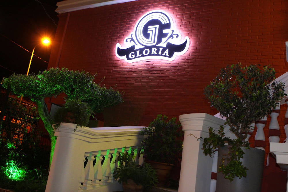 Hotel Boutique Restorant Gloria 5/50