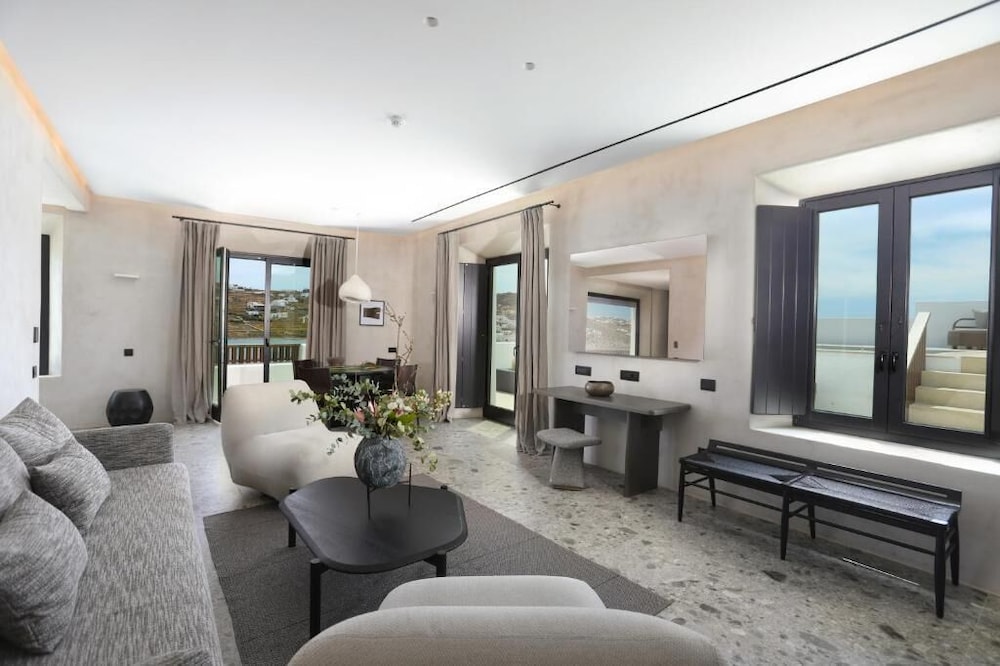 Aeonic Suites and Spa - Adults Only 30/50