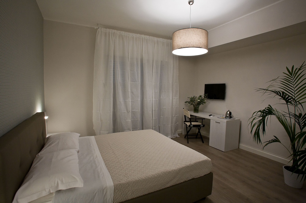 Domus Roma 6/30