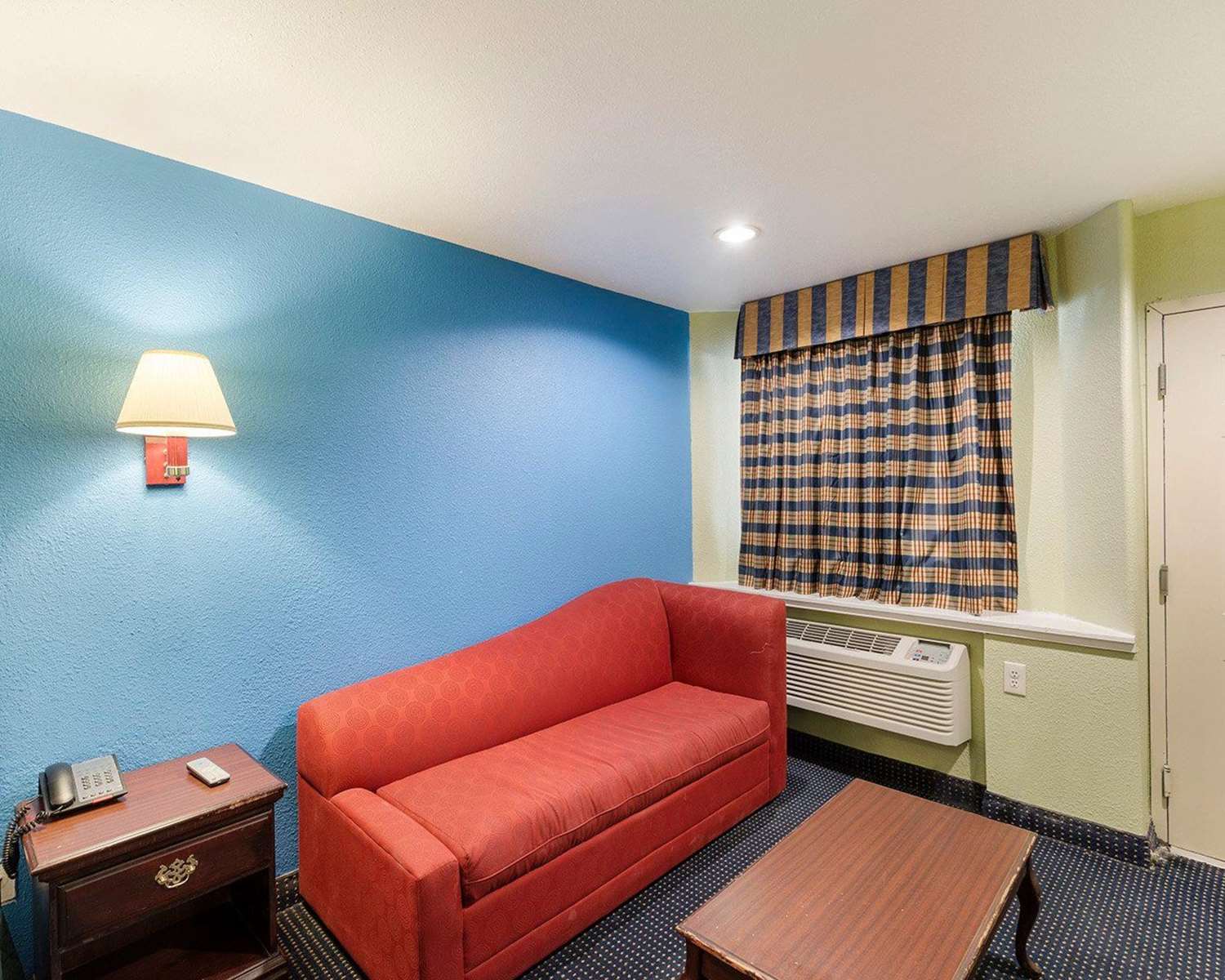 Rodeway Inn South Houston, TX 25/31