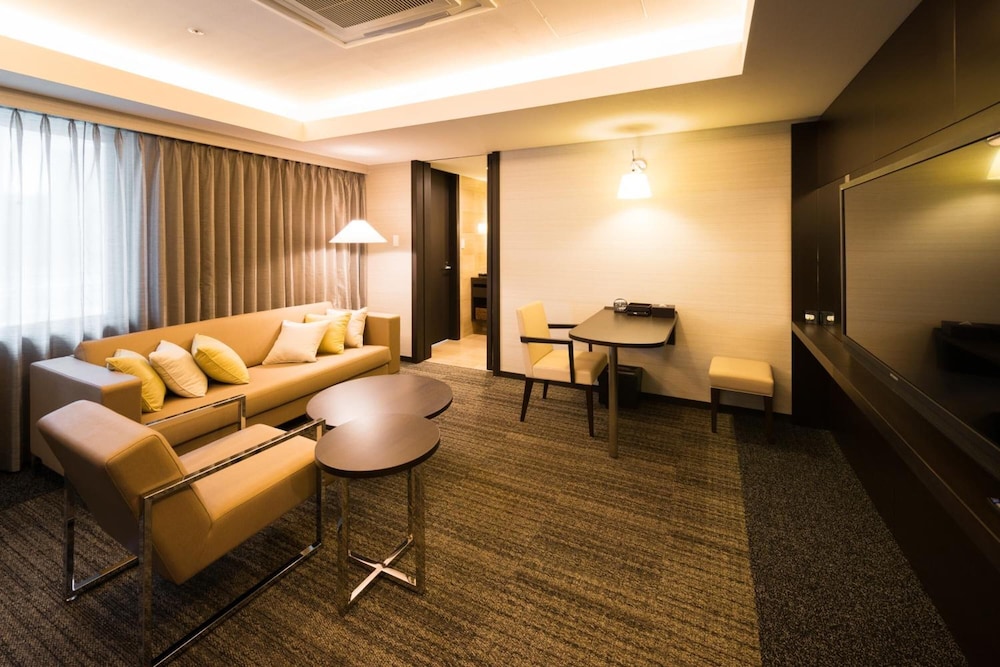 Super Hotel Premier Tokyo-eki Yaesu Chuo-guchi 34/46