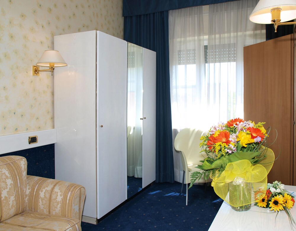 Euro Hotel 21/38