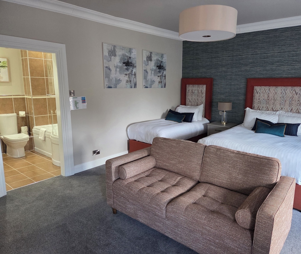 The Tontine Hotel 41/64