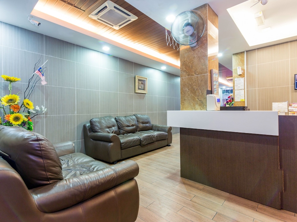 OYO 431 Hotel De Grand Orchard 17/20