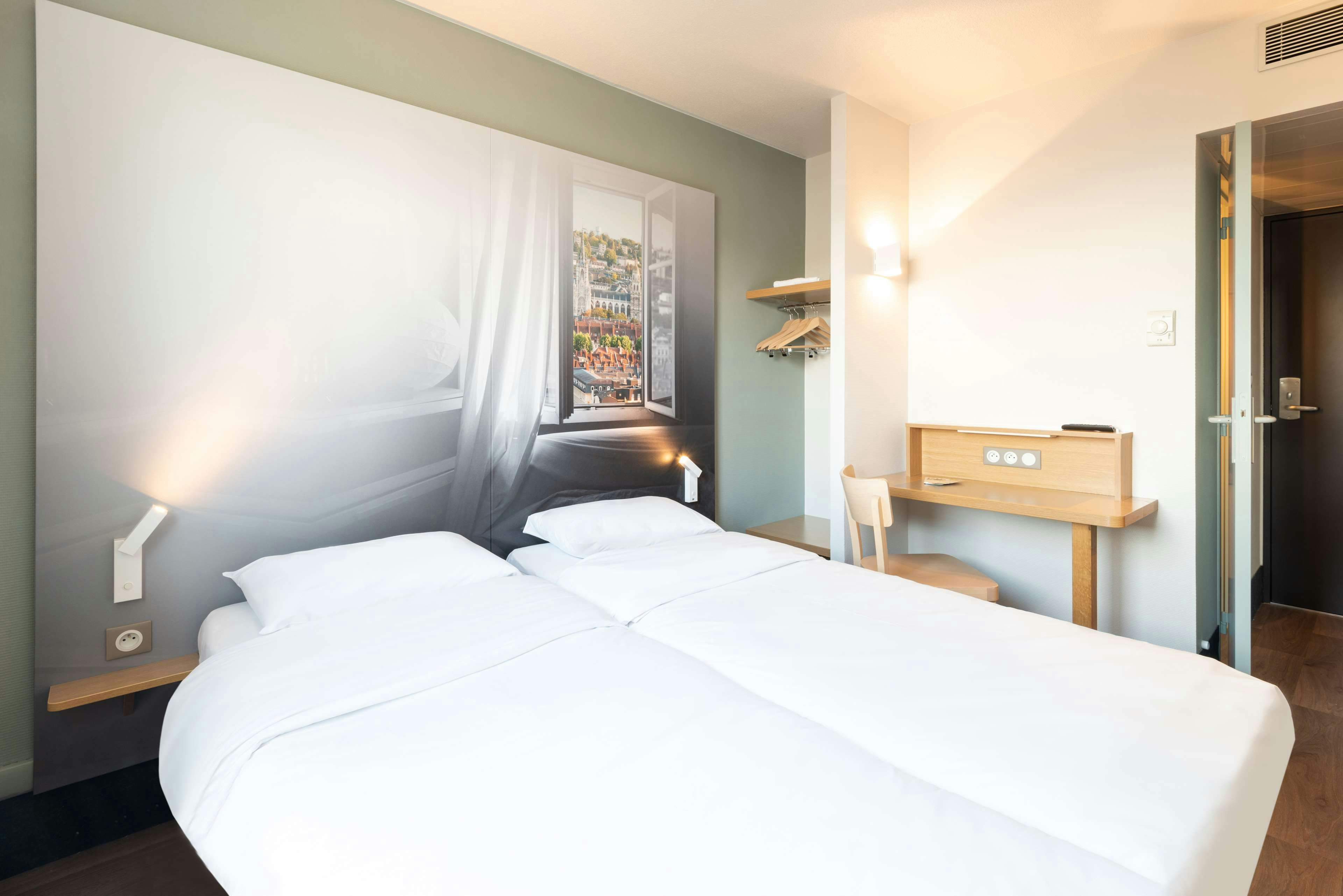 B&B Hotel Evreux 6/17