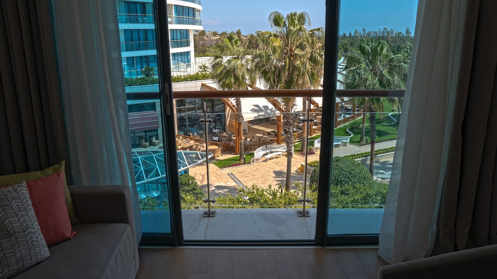 Baia Hotel Lara 12/75