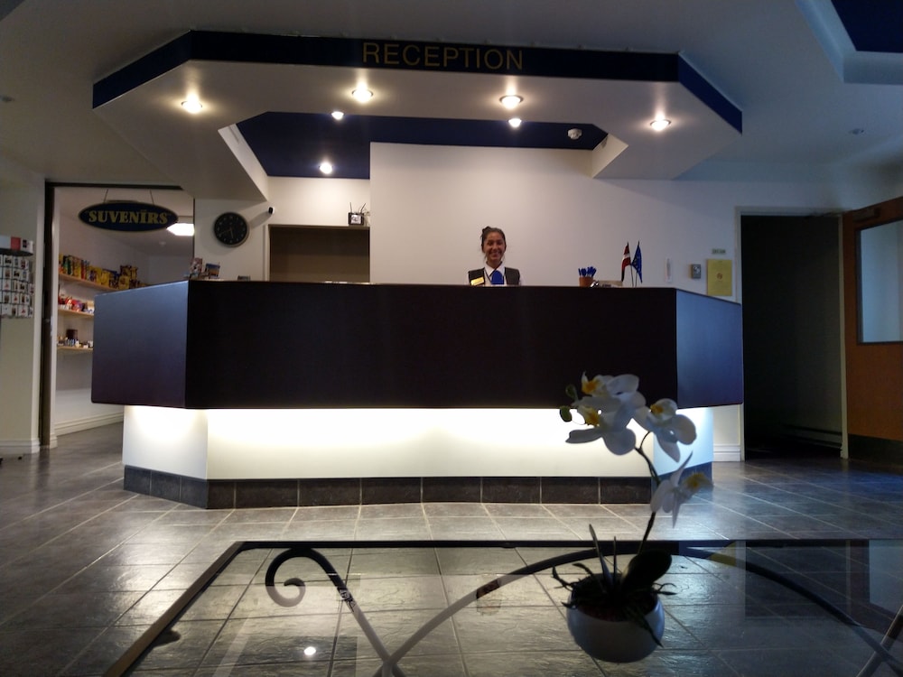 Airport Hotel Mara 5/54