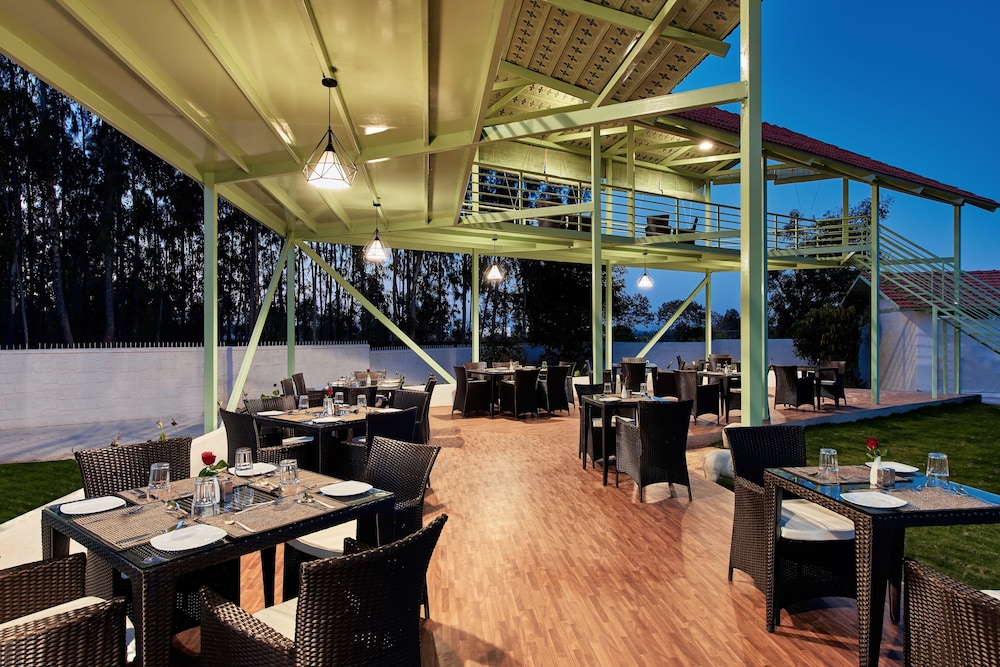 Fiestaa Resort n Events Venue 18/46