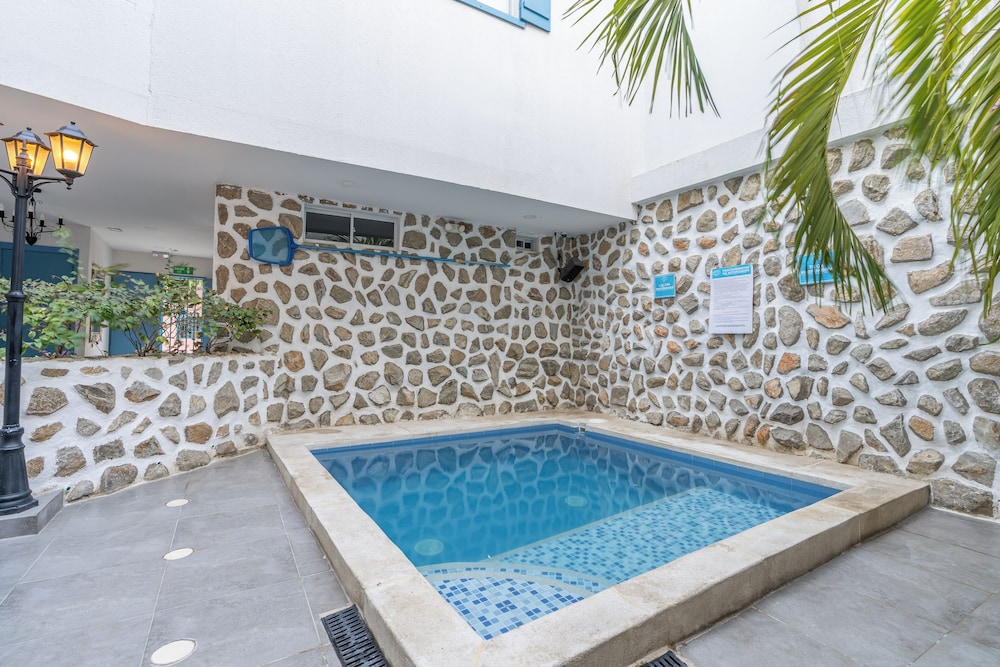 Hotel ADAZ Mediterraneo 38/57
