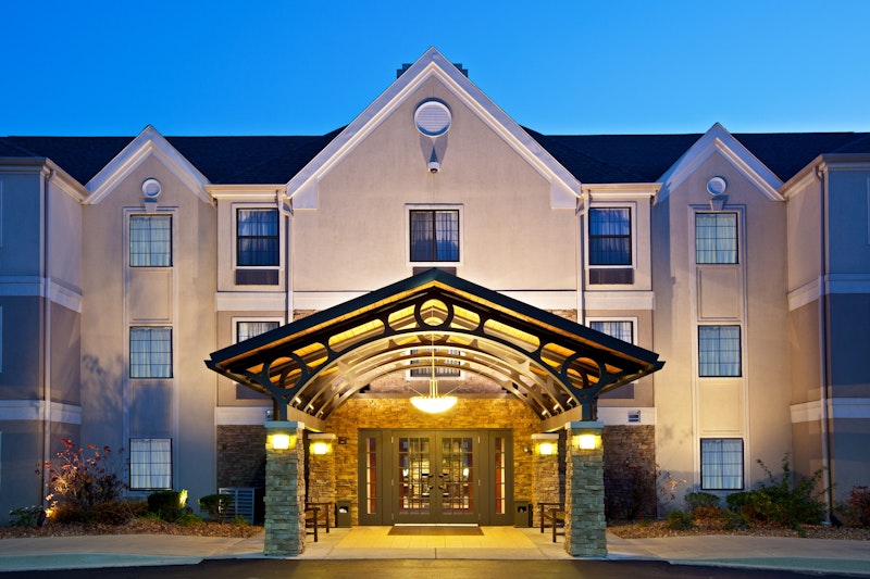 Staybridge Suites Springfield South 4/61
