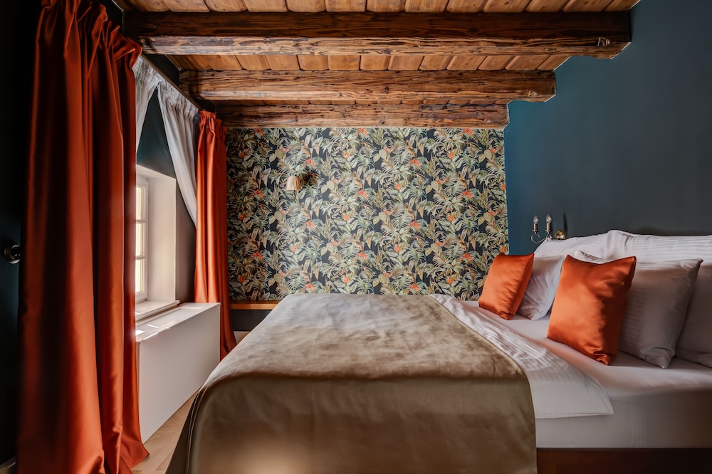 Hostel Santini Prague 25/50