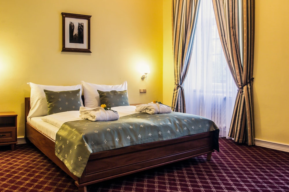 Hotel Dvorak 16/50