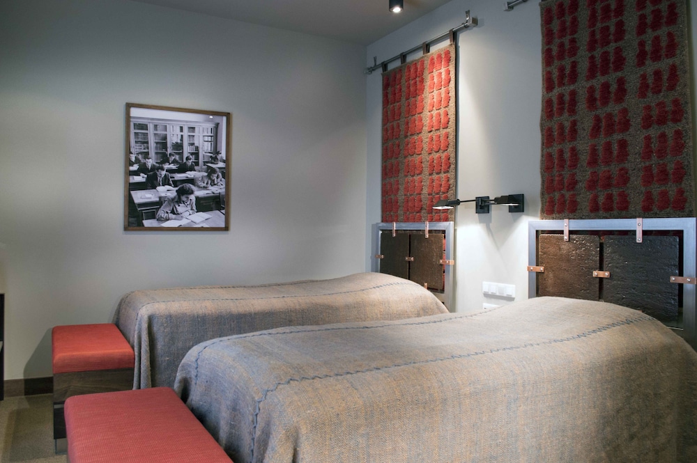 Tufenkian Historic Yerevan Hotel 10/61