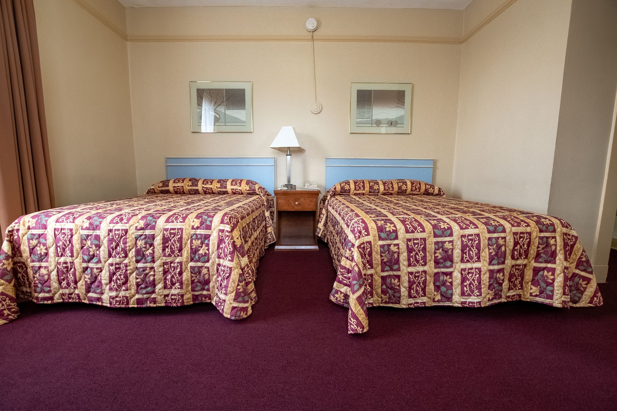 STANDARD, TWIN BEDS