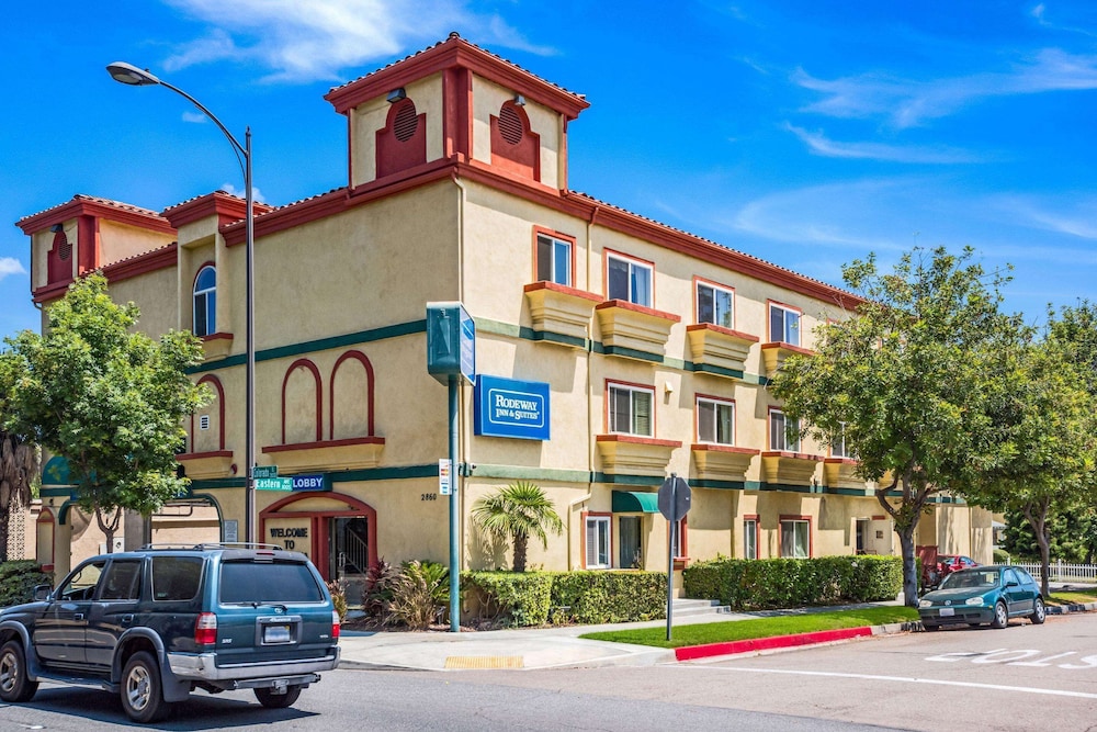 Rodeway Inn and Suites Pasadena 4/36