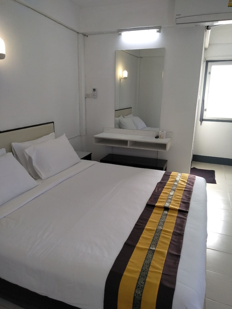 Northland House Hotel 9/22