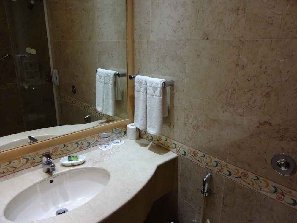 The Residency Towers Chennai 15/38