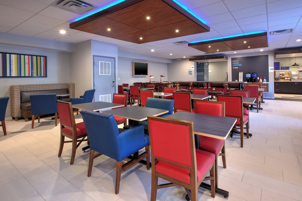 Holiday Inn Express Hotel And Suites Absecon Atlantic City Area 33/48