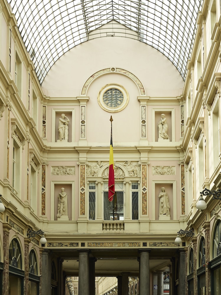 Hotel des Galeries 10/47