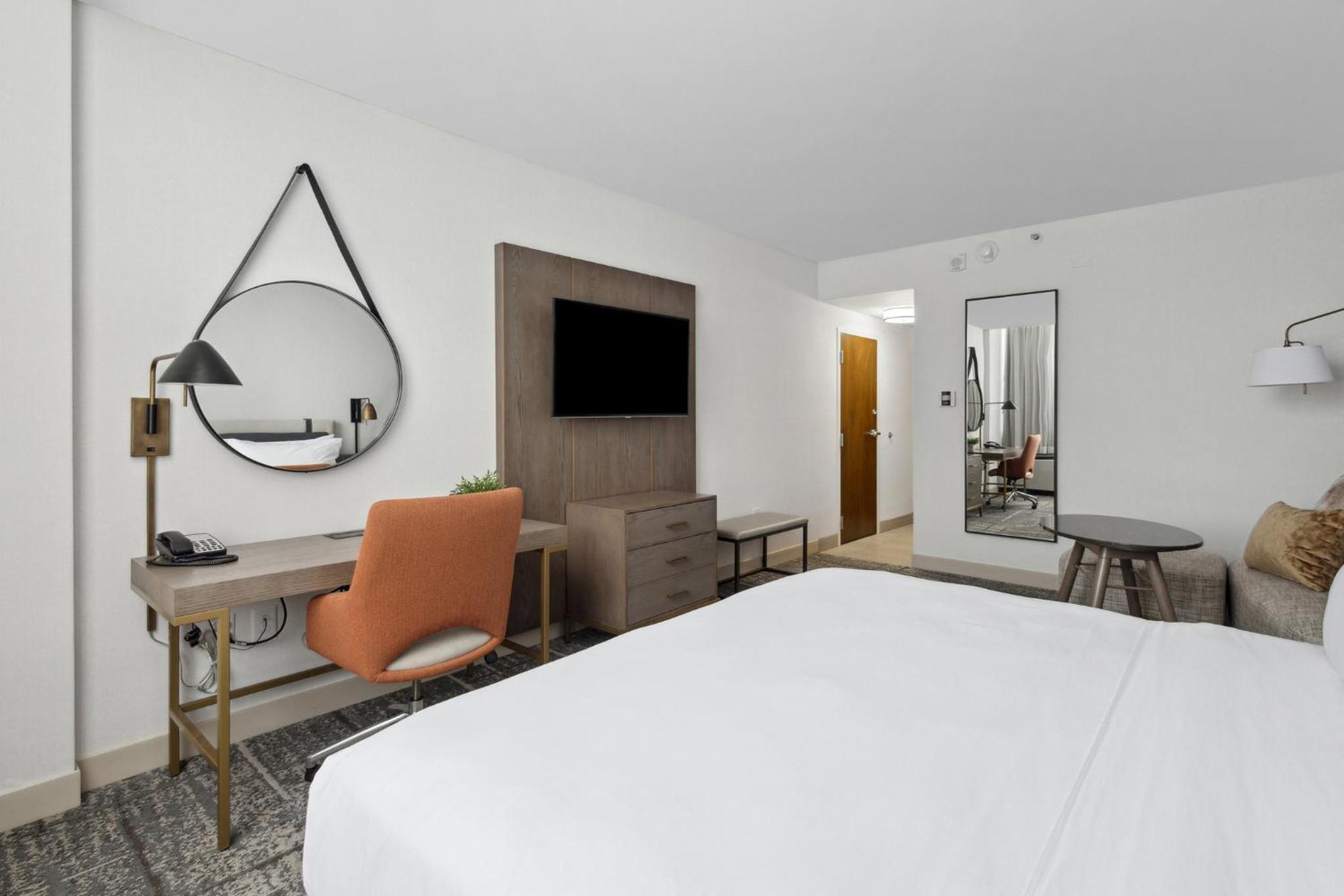 Standard, King Bed, Bath and Shower