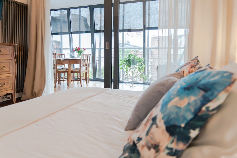 Euroresidence 46/77