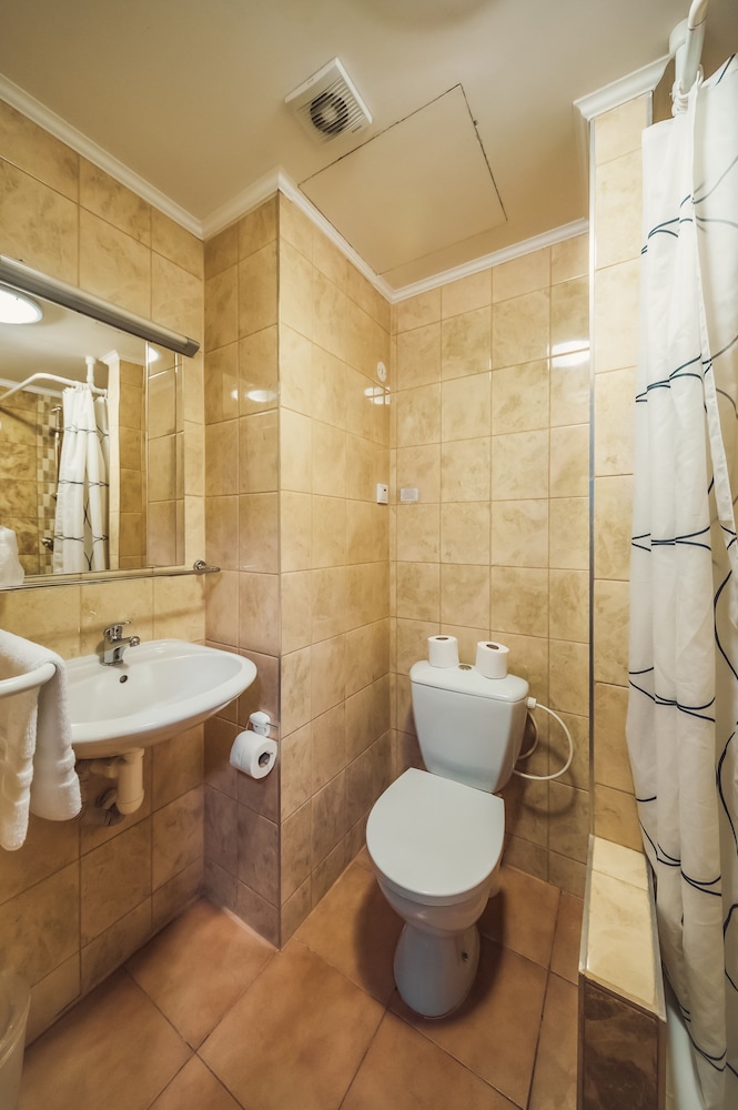 Hotel Czechia 46/48