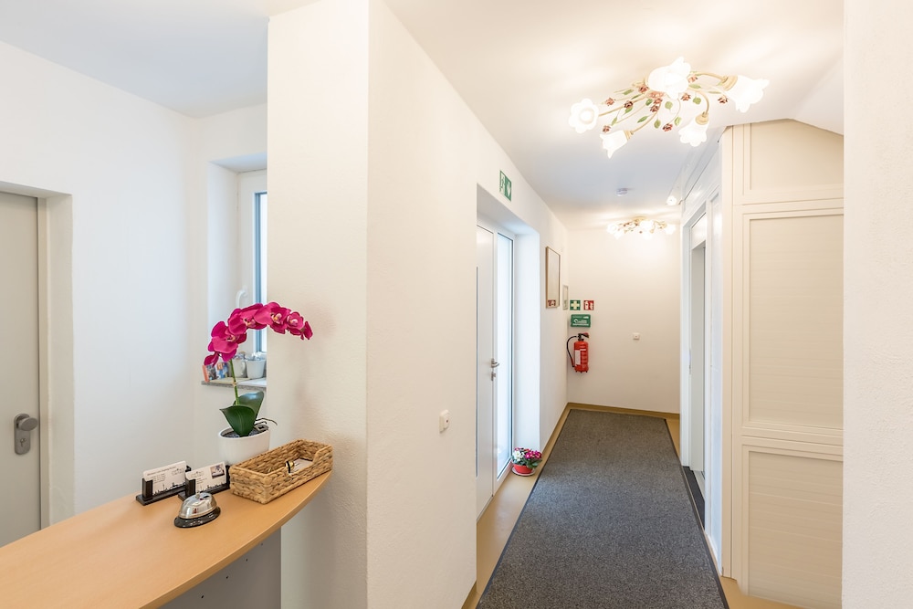 Hotel Ludwig 5/48