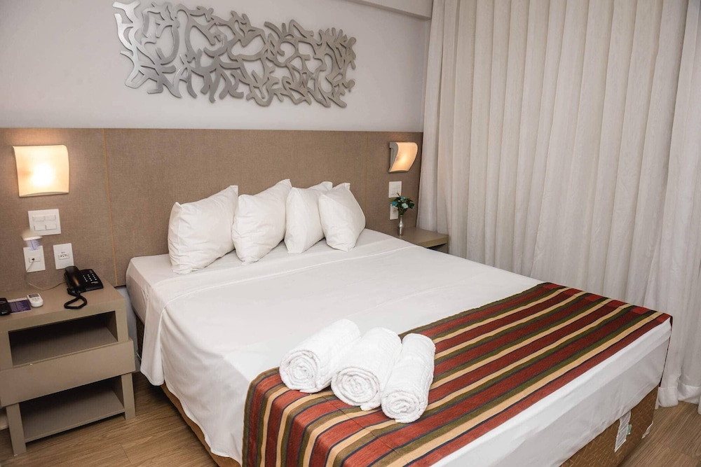 Hotel Beaga Convention Expominas By MHB 23/68