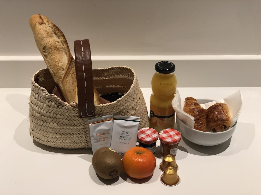 La Suite 35 10/28