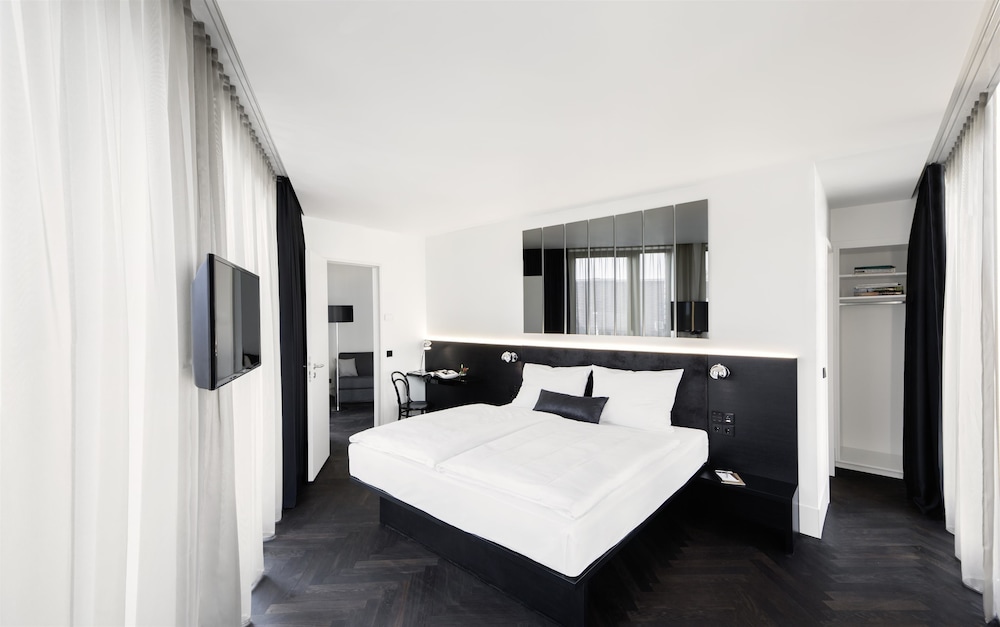 Hotel AMANO Grand Central 18/76