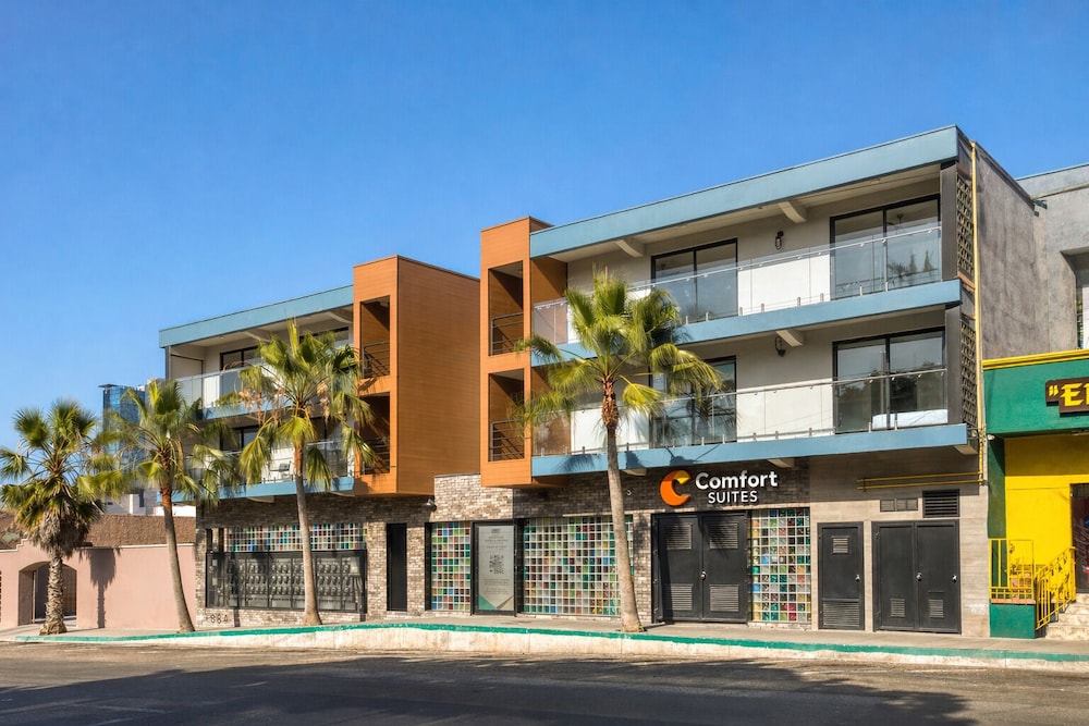 Comfort Suites Tijuana 5/65