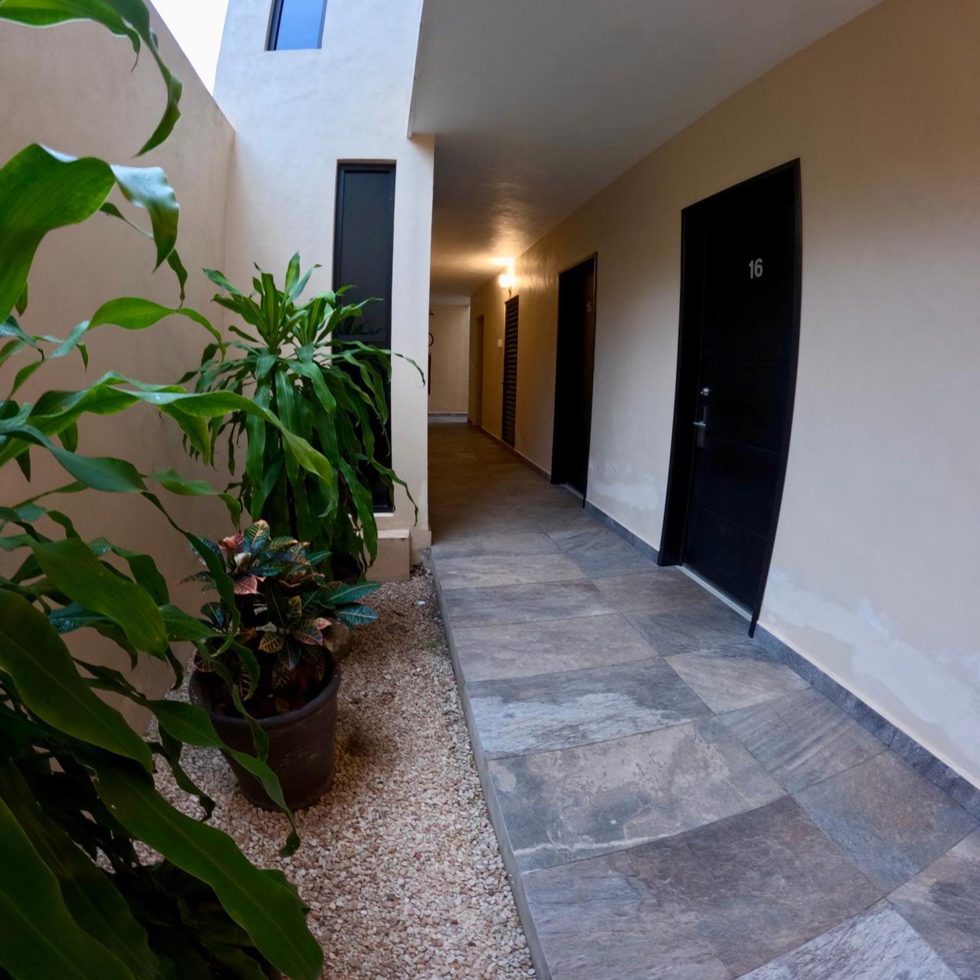 Hotel Avila 36/41